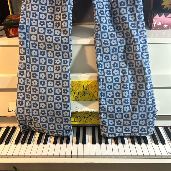 H&M Divided Rare Retro Floral Blue Patterned Flare Jeans Size 10 - Picture 4 of 15